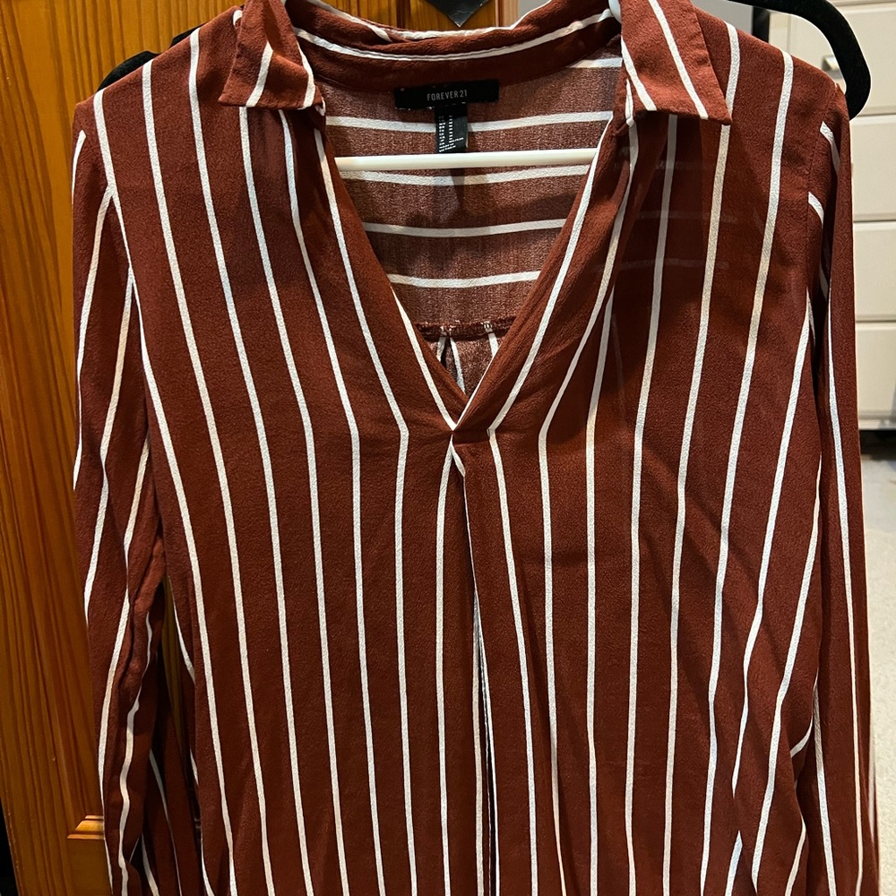 Forever 21 dressy shirt